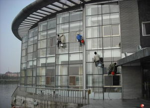提升城市形象，保障建筑安全——臨桂縣工廠高空清潔與開荒保潔服務(wù)全解析